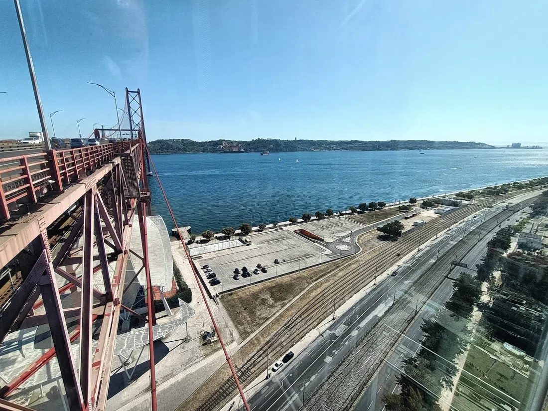 Pilar 7 Bridge Experience, Lisbon