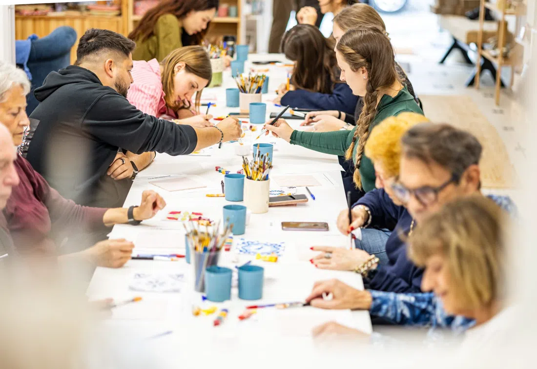 Hands On Lisbon — Azulejo Tile-Painting Workshop, Lisbon