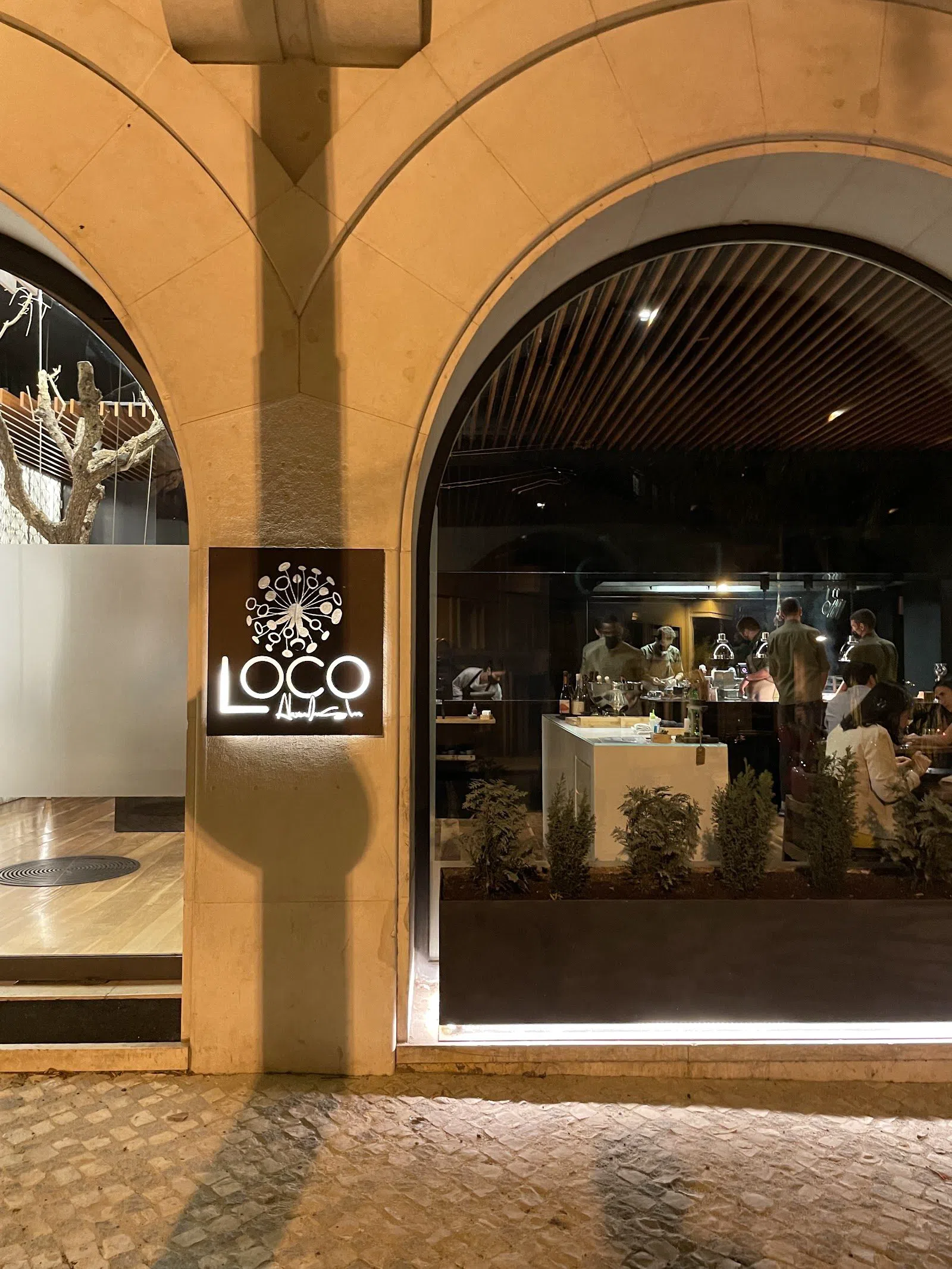 Loco, Lisbon