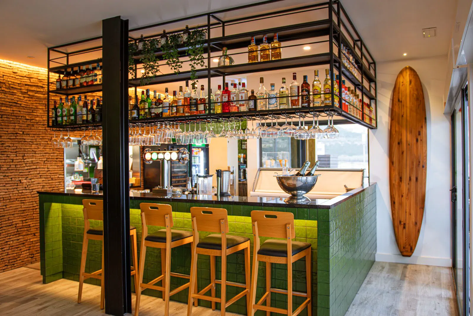 Lizandro Surf Restaurant & Bar, Lisbon