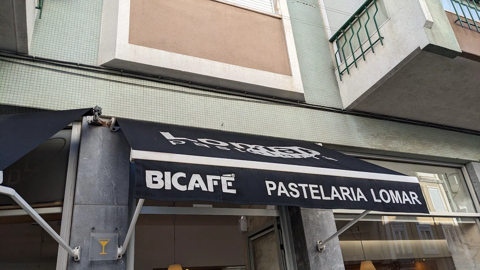 Pastelaria Lomar, Lisbon